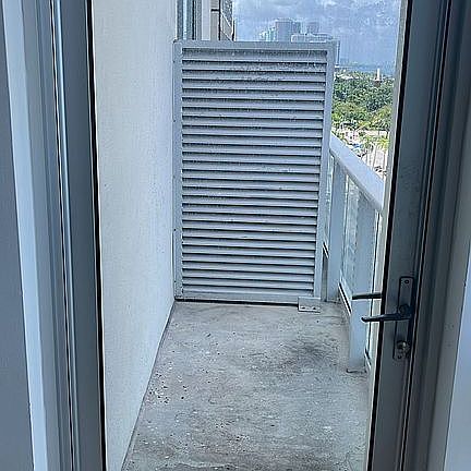 3rd image of 300 S Biscayne Blvd #L-1030