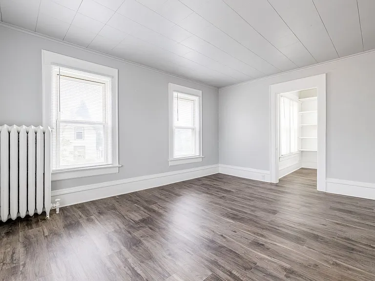 189 E Merrill Ave — Photo 13