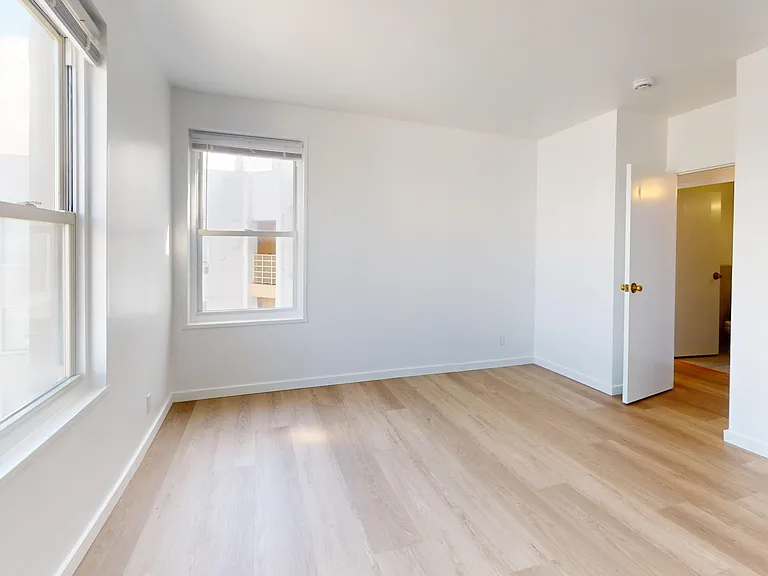 Parkmerced Apartments — Photo 74