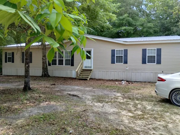 404 River Ridge Cir, Jesup, GA 31545
