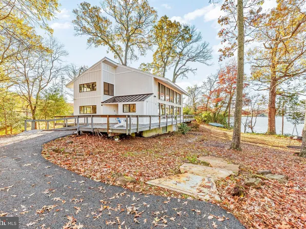 3440 Holland Cliffs Rd, Huntingtown, MD 20639