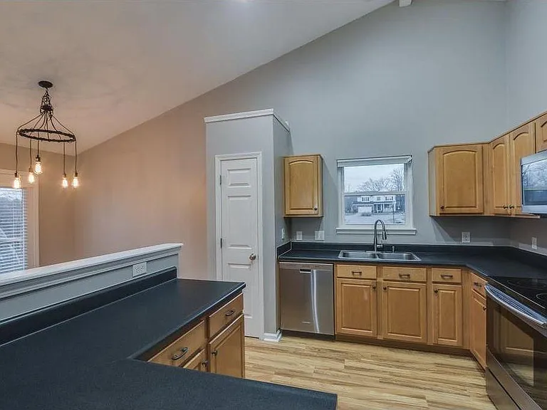 11798 Langham Crescent Ct — Photo 7