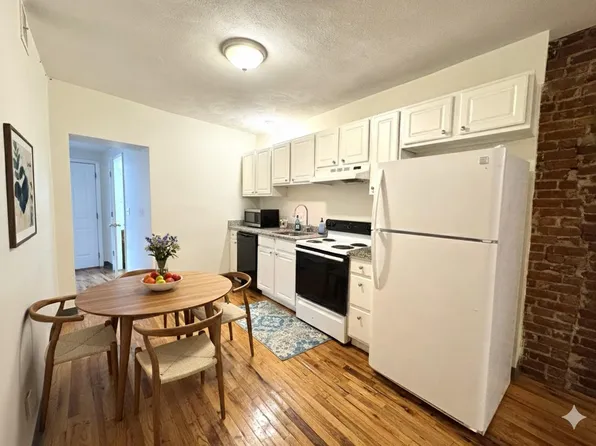 832 Huntington Ave, Boston, MA