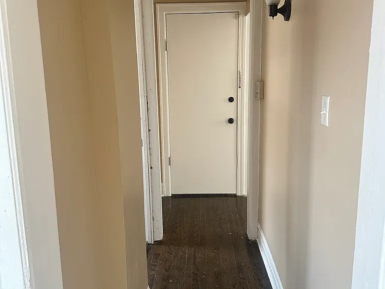 5821 W Erie St #2 — Photo 9