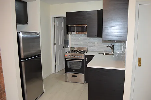 Rented by OvCo Realty | media 23