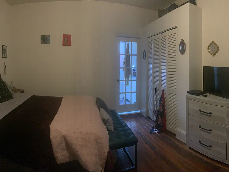 103 E Main St — Photo 9