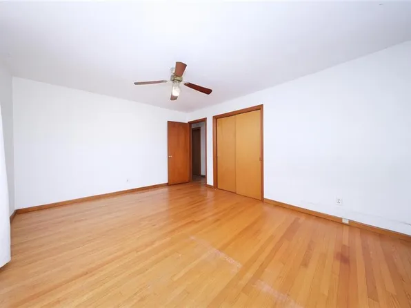 25 Lincoln Avenue image 13 of 26