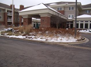 801 N McLean Blvd APT 148, Elgin, IL