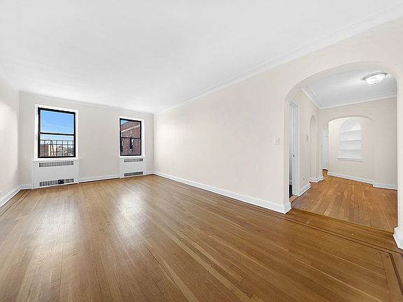 2nd image of 25-40 31st Ave APT 6A