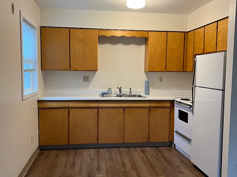 510 W Hewitt Ave #2 — Photo 2