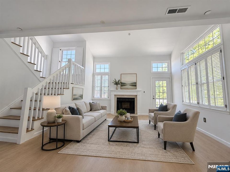 1st image of 19 Quail Ct #40