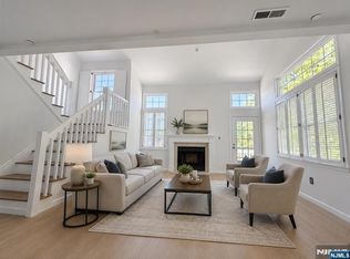 19 Quail Ct #40, Englewood, NJ 07631
