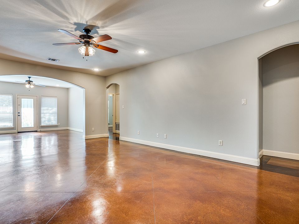 2714 Merida. Duplex home near TCU. Living and dining room.