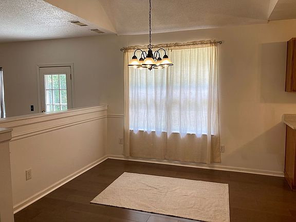 5th image of 6907 Fields Dr