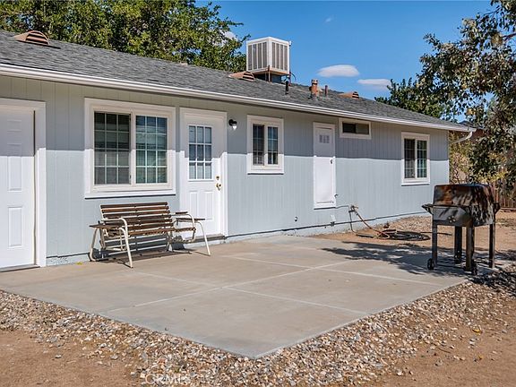 3rd image of 20993 Geronimo Rd
