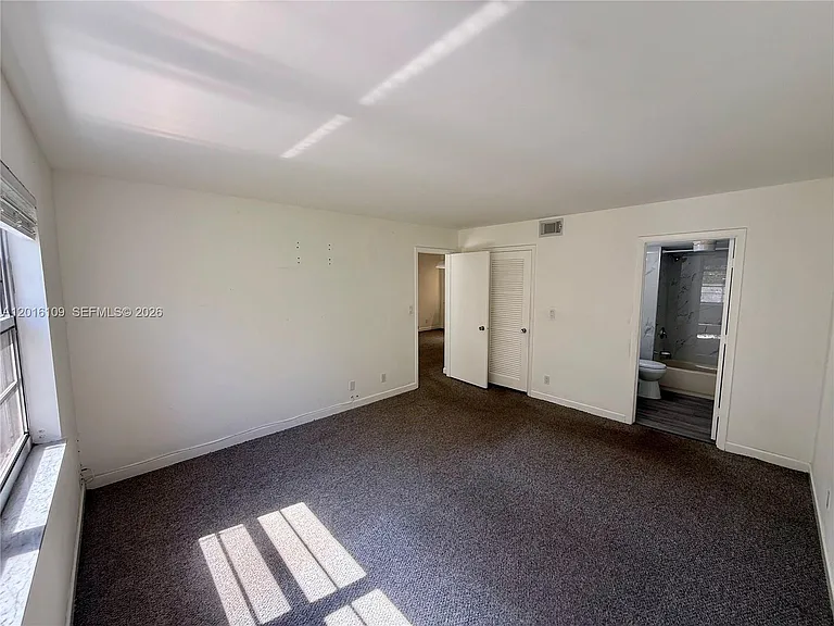1075 Riverside Dr #306 — Photo 19