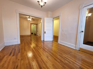 1322 N Greenview Ave APT 1, Chicago, IL 60642
