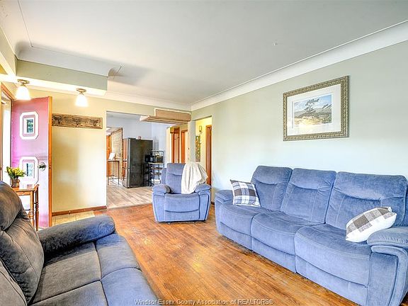 5th image of 116 Queens Ave