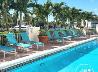 401 Golden Isles Dr APT 101, Hallandale, FL 33009