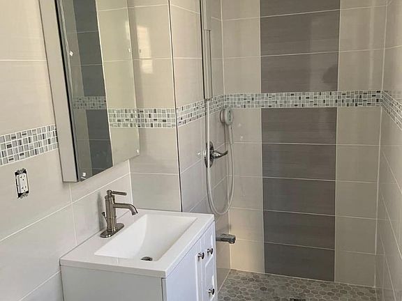 5th image of 5817 Granger St Floor 2