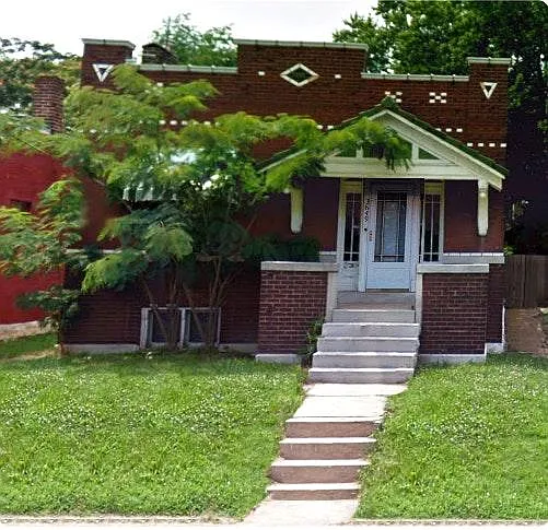 3649 S Compton Ave photo 1