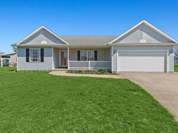 1001 Ridge St, Wapakoneta, OH 45895