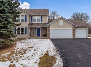 11356 Linden Blossom Ln, Roscoe, IL 61073