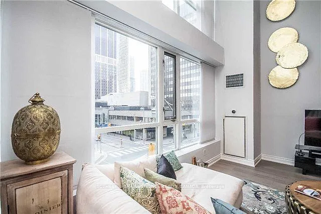 80 Cumberland St #309 — Photo 4