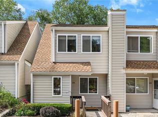 24 Winesap Ct #24, Ansonia, CT 06401