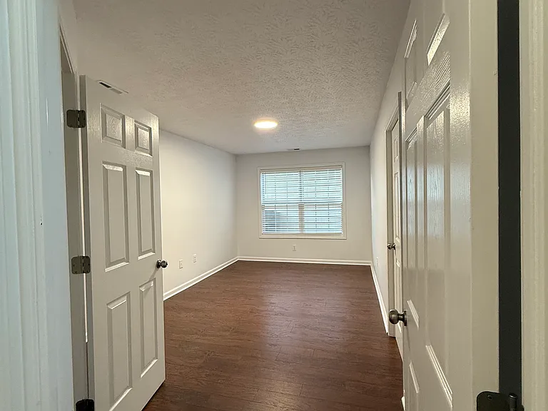 500 Wellington Gardens Dr — Photo 25