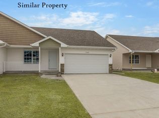 7613 Summerset Ave NE, Cedar Rapids, IA 52402