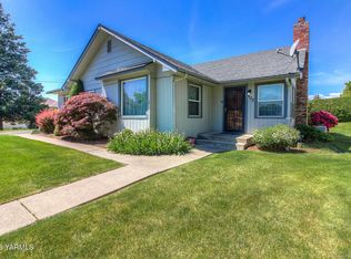 102 N 67th Ave, Yakima, WA 98908