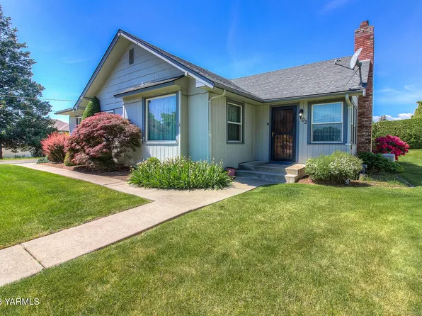 102 N 67th Ave, Yakima, WA 98908