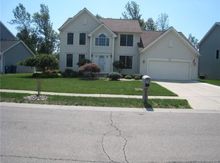 87 Crown Royal Dr, Buffalo, NY 14221