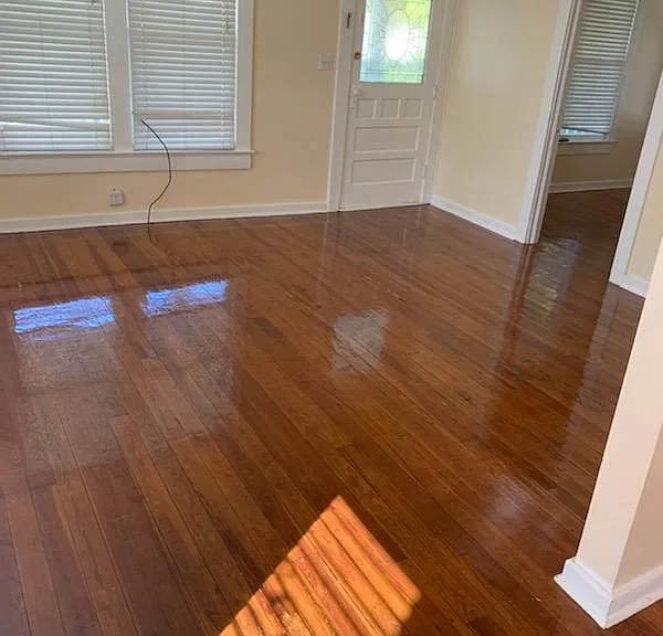 1001 N Ferncreek Ave — Photo 5
