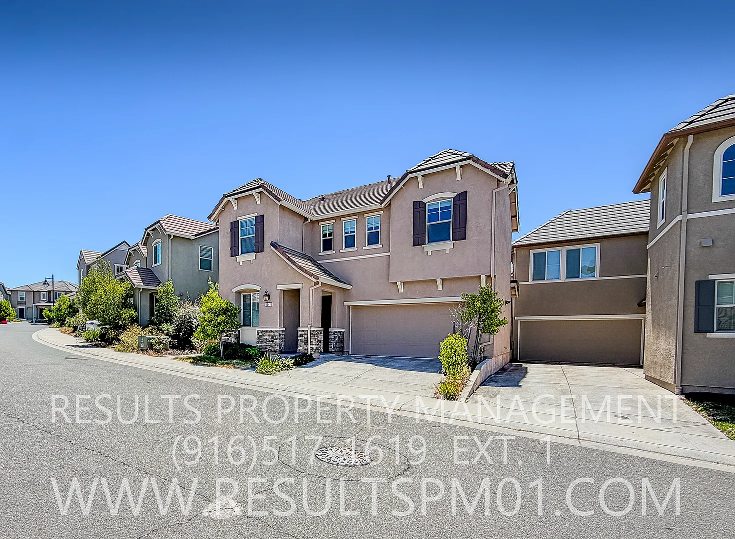 Rocklin 4 Bed 3 Bath Solar Home — Photo 3