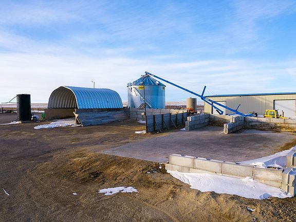 3rd image of 11905 County Road 5