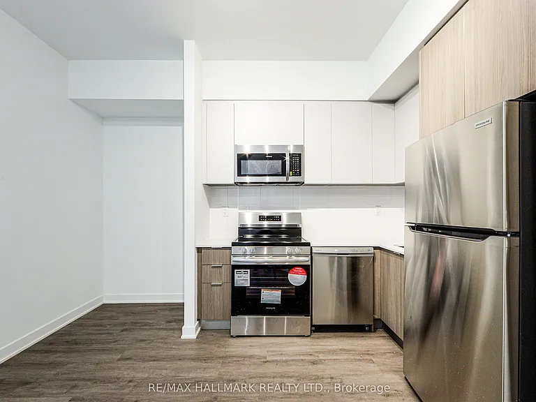 41 Danforth Rd #107 — Photo 16