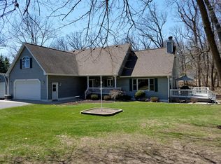 N3293 Mistle Rd, Lake Geneva, WI 53147