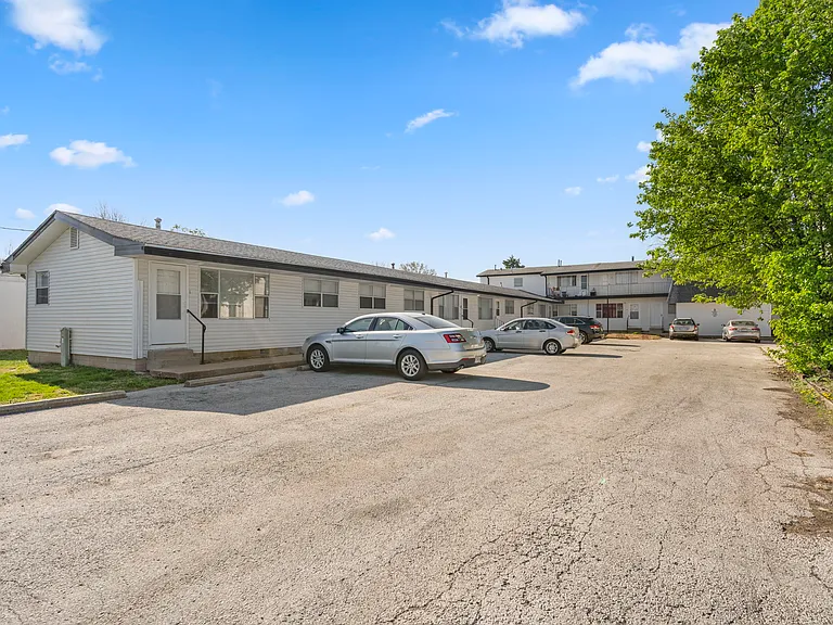 420 W Normal St — Photo 20