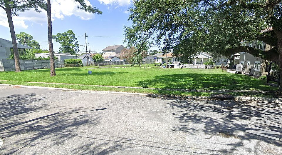 1st image of 67 N Park Pl