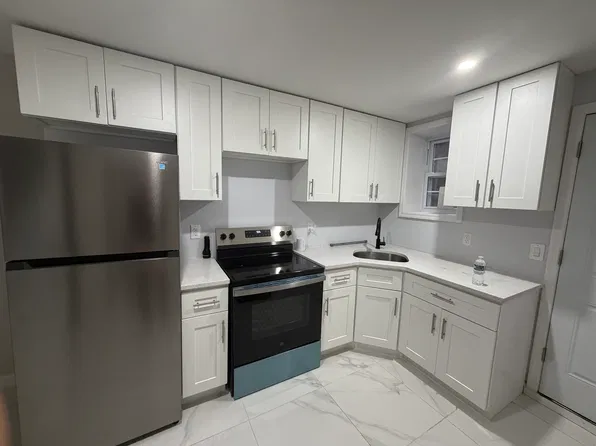 2040 Washington Ave, Bronx, NY 10457