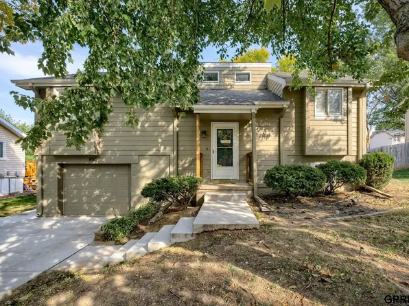 8505 S 143rd St, Omaha, NE 68138