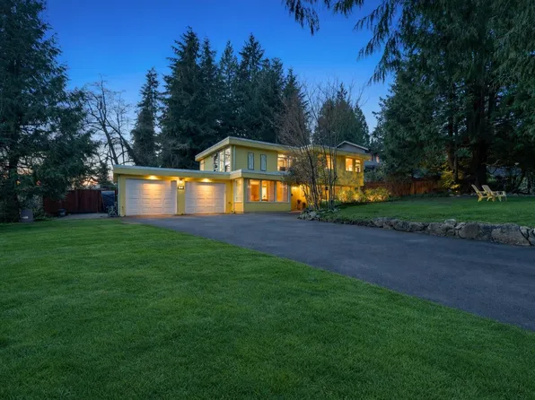 540 Evergreen Pl, North Vancouver, BC V7N 2Z2