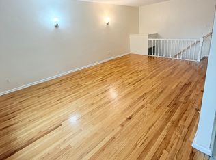 4131 210th St FLOOR 2, Bayside, NY 11361