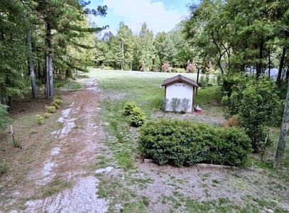 2nd image of 26 Pecan Dr