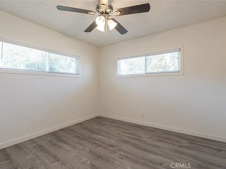 3518 W Orange Ave — Photo 14
