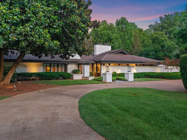 5943 Sedberry Rd, Nashville, TN 37205