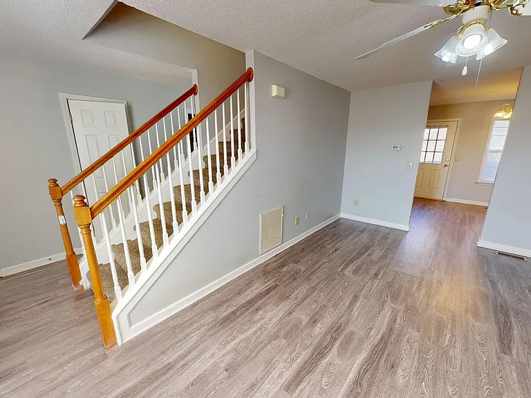 656 Wilderness Trl — Photo 3