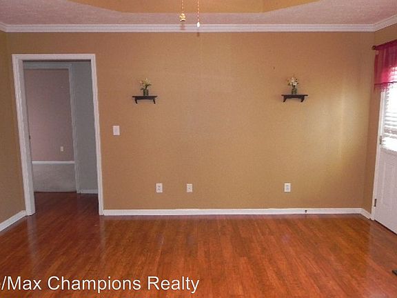 3rd image of 78 Lee Road 2034
